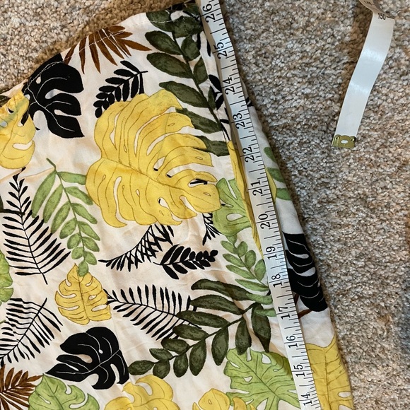 Tropical Wide Leg Pants - Picture 5 of 7